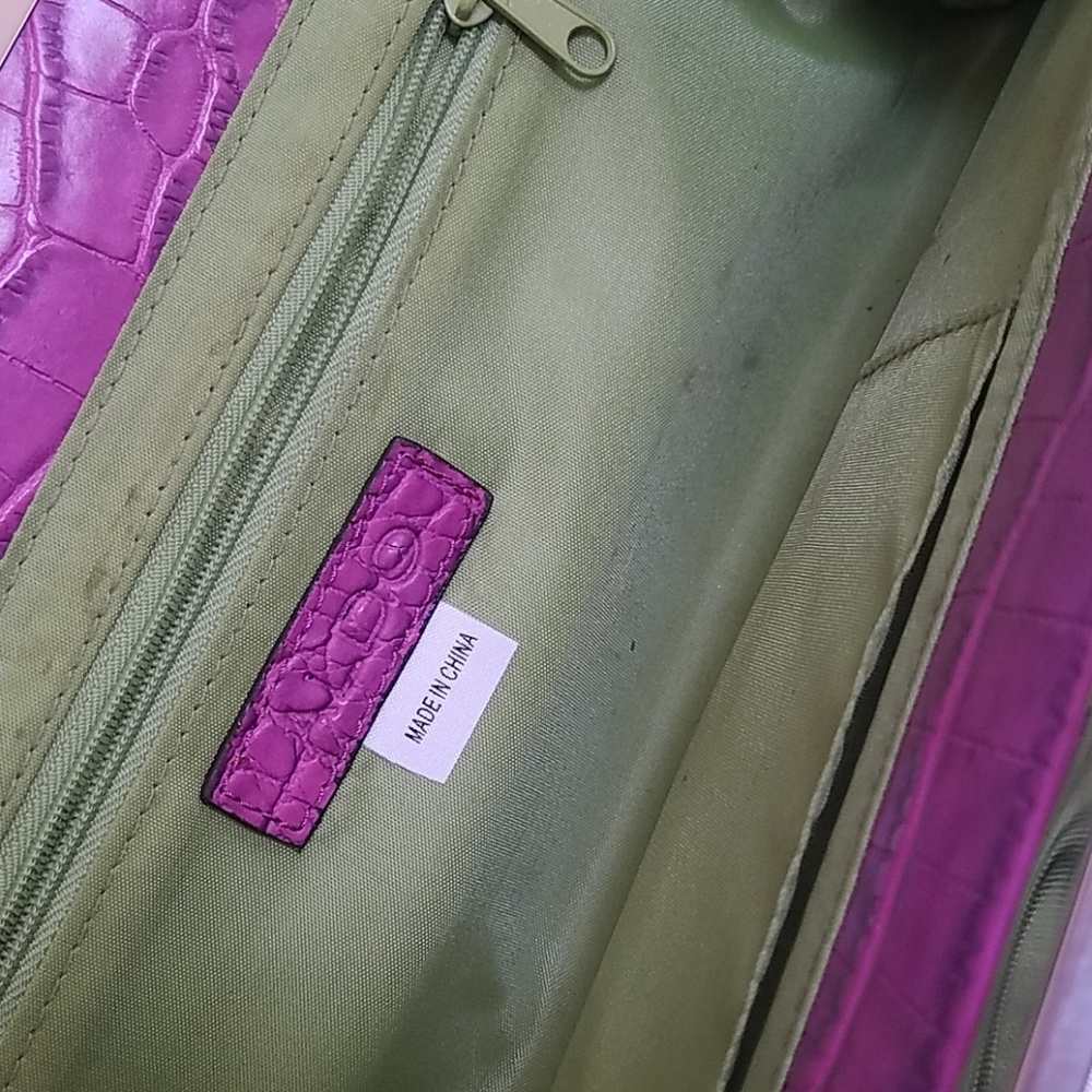 Purse - Picture 2 of 3